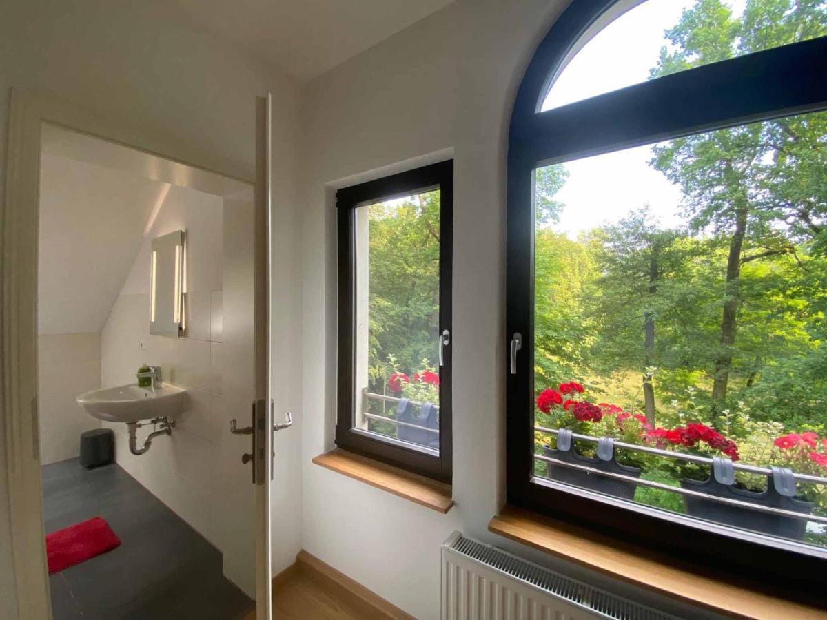 Forsthaus Apartment Crimmitschau Exterior photo